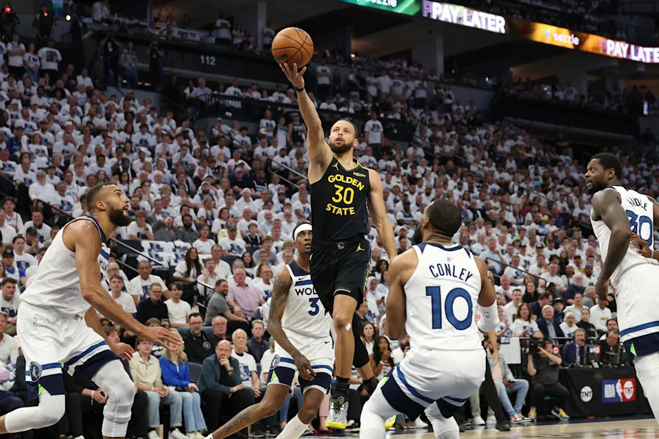 Timberwolves vs Warriors Game Action