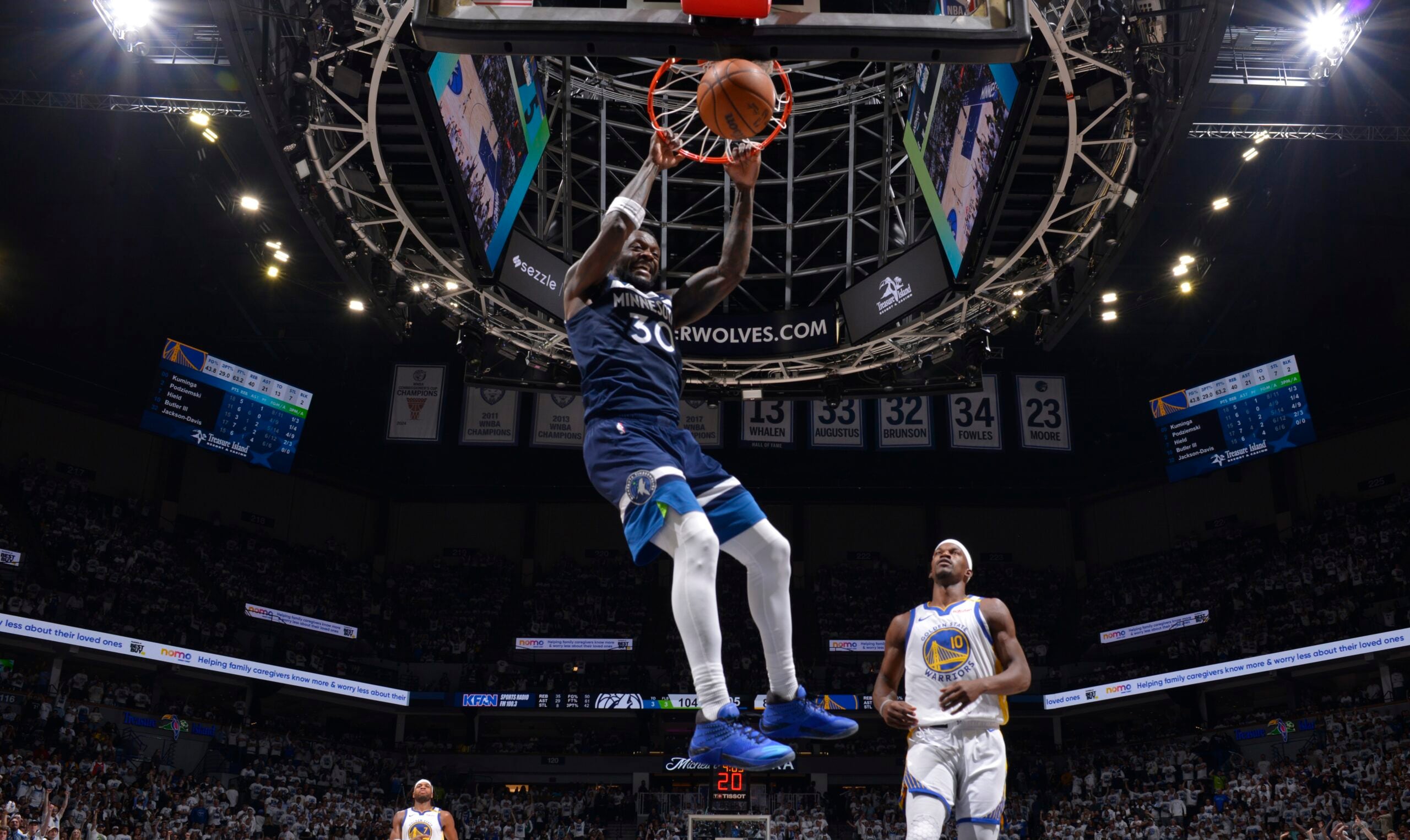 Timberwolves vs Warriors playoff action in 2025