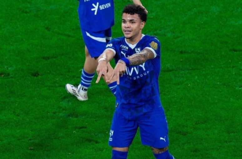 Kaio César comemora gol pelo Al-Hilal na Liga Saudita