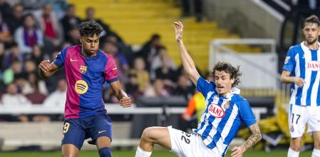 Javi Puado celebrando un gol con el RCD Espanyol