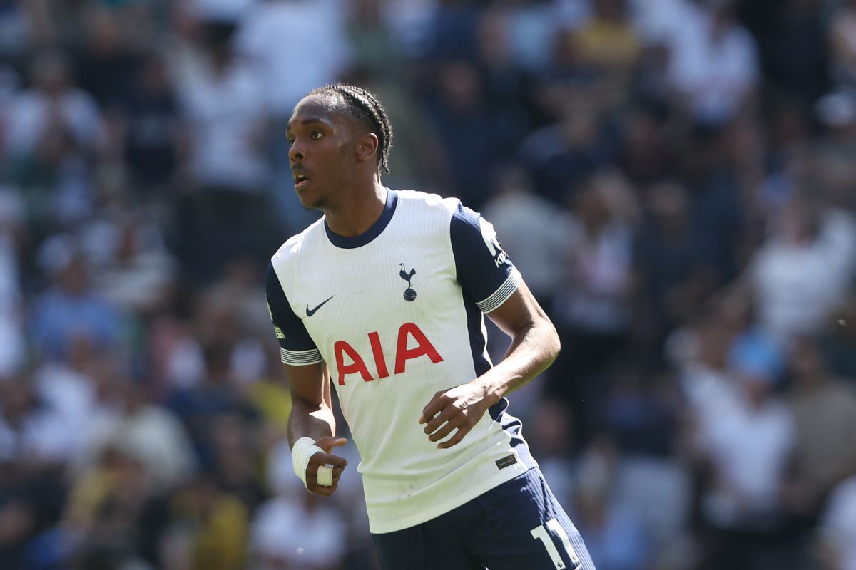 Mathys Tel celebrates a goal in Tottenham Hotspur colors