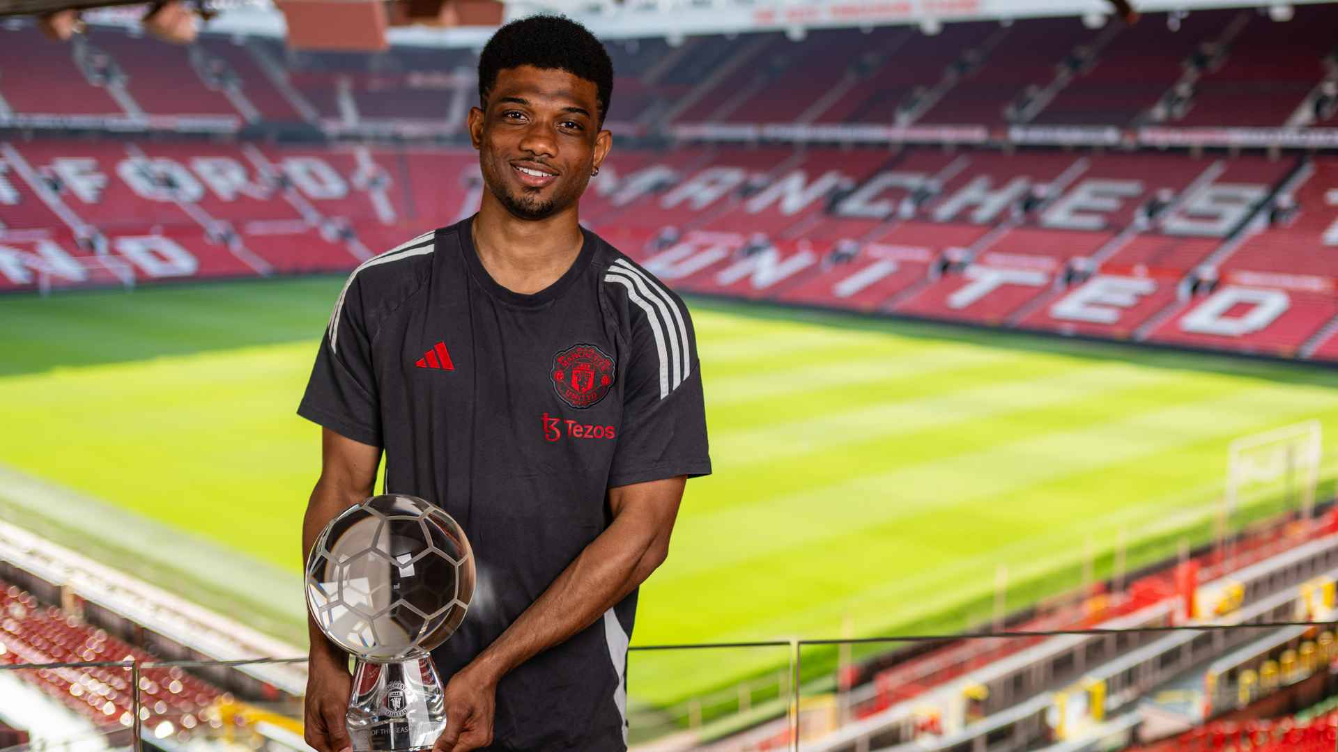 Amad Diallo celebrates after scoring his award-winning goal for Manchester United in the 2024/25 season.