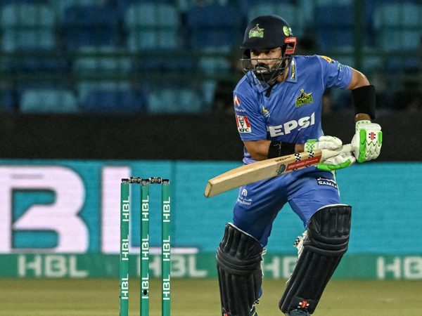 Lahore Qalandars vs Peshawar Zalmi in operation at Rawalpindi Cricket Stadium