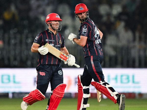 Players contesting a tense moment during the Peshawar Zalmi vs Lahore Qalandars match, PSL 2025