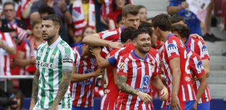 Julián Álvarez celebra su golazo con el Atlético de Madrid