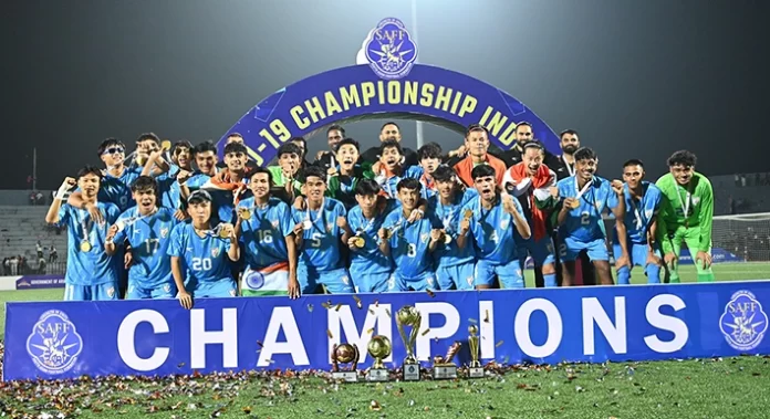 India celebrates their victory at the SAFF U19 Championship 2025 final